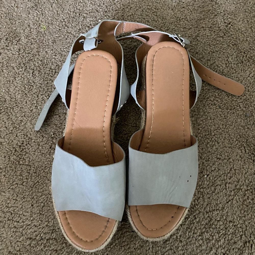 Gray Platform Sandals - Picture 2 of 4